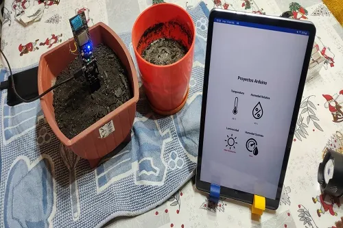 Sensor Higrow con ESP32 y aplicación de monitoreo